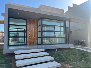 casa condominio en arriendo/venta en bajo ostion. Cod V106215