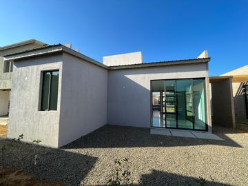 casa condominio en arriendo/venta en bajo ostion. Cod V106215