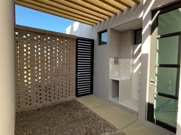 casa condominio en arriendo/venta en bajo ostion. Cod V106215