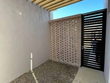 casa condominio en arriendo/venta en bajo ostion. Cod V106215