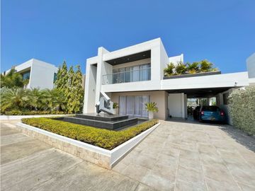 Barcelona de Indias - Venta de Casa Sector Sarria.
