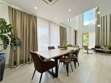 Barcelona de Indias - Venta de Casa Sector Sarria.