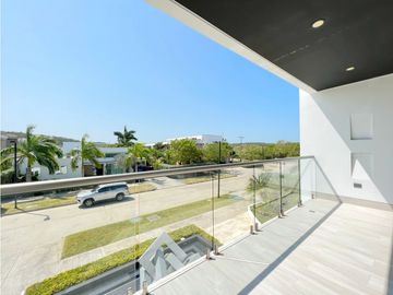 Barcelona de Indias - Venta de Casa Sector Sarria.
