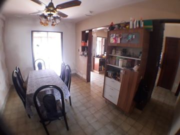 Casa en venta en Lanus Este