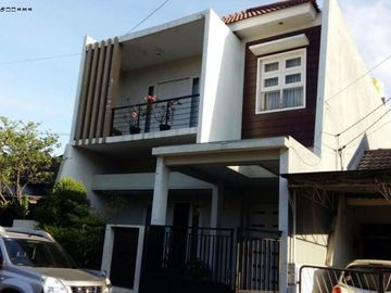 Rumah siap huni Nginden Intan Hadap Selatan