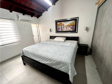 SE VENDE CASA REMODELADA EN EL BARRIO BAVARIA , SANTA MARTA