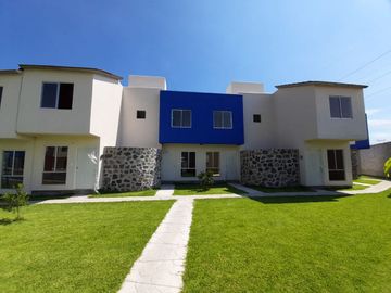 Casa en Condominio en Palo Escrito (Colonia Benito Juárez) Emiliano Zapata - CAEN-799-Cd*