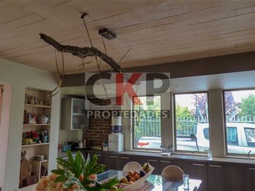Excepcional arquiectura / casa a pasos del Alto las Condes