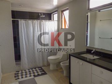 Excepcional arquiectura / casa a pasos del Alto las Condes