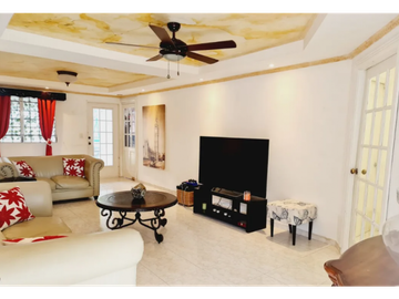 VENDO LINDA CASA DE SUEÑOS CON JACUZZI EN VILLA ZAITA