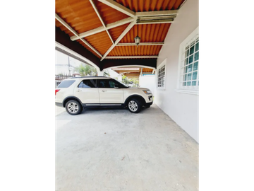 VENDO LINDA CASA DE SUEÑOS CON JACUZZI EN VILLA ZAITA