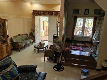 Rumah Purimas Hadap Utara, Strategis Listrik 5500wt Rpadm