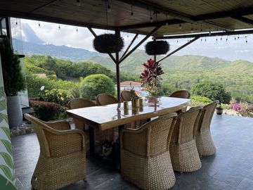 casa en venta en arroyo hondo. Cod V11628
