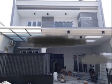 Dijual new gress house modern di mulyosari Surabaya
