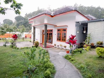 Di Jual Villa terawat siap huni Songgoriti Batu Malang