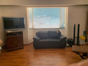 Espaciosa casa en venta || Francisco Alonso Pinzón, Colon Echegaray