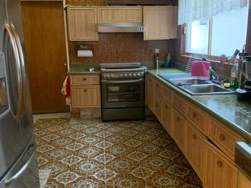 Espaciosa casa en venta || Francisco Alonso Pinzón, Colon Echegaray