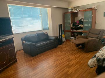Espaciosa casa en venta || Francisco Alonso Pinzón, Colon Echegaray