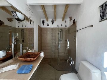Casa Sola en Rancho Cortes Cuernavaca - ROQ-1178-Cs