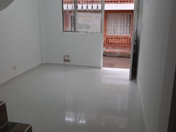 CASA 3x10 EN SUBA EN VENTA