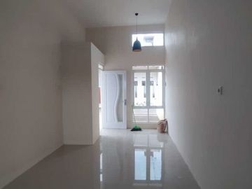 Dijual Rumah Siap Huni di Pakis dekat Kampus Binus