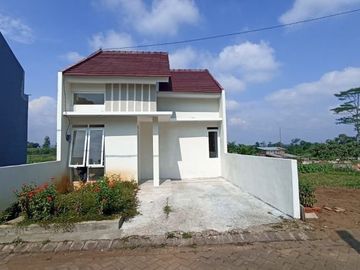 Dijual Rumah Siap Huni di Pakis dekat Kampus Binus
