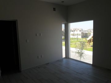 CASA EN VENTA EN FRACC LAS LOMAS EN TORREON COAHUILA