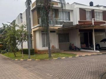 Dijual Rumah 2 Lantai Hoek Dalam Cluster Tropical Garden , Galaxy Bekasi