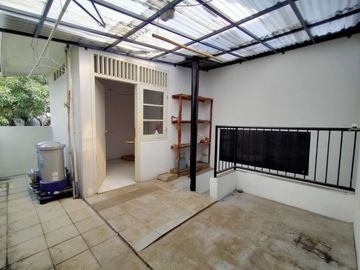 Single House dengan Suasana Nyaman dan Asri di Cilandak & Kondisi Unfurnished HSE-A0559