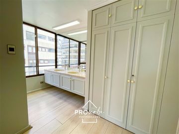 Departamento en arriendo de 3 dorm. en Las Condes