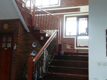 Rumah 2 Lantai Luas Siap Huni di Bintaro Jaya Jakarta Selatan