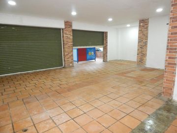 casa-local en venta en san josé. Cod V89950