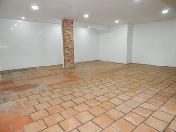 casa-local en venta en san josé. Cod V89950