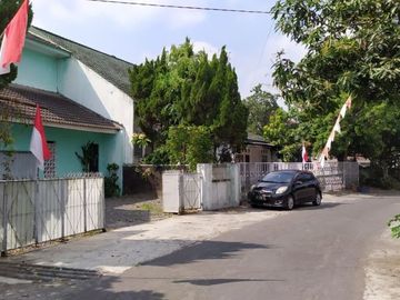 Tanah pekarangan cukup luas di Jln Kaliurang