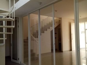 Rumah minimalis modern Griya Galaxy Wonorejo Merr Hadap utara