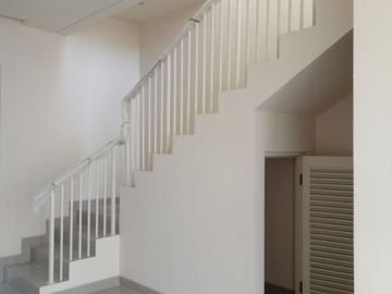 Rumah minimalis modern Griya Galaxy Wonorejo Merr Hadap utara