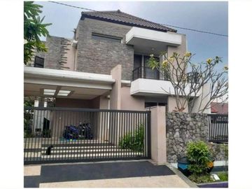 Rumah 2 Lantai Luas 407 di Cengger Ayam Sukarno Hatta Malang