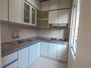 Rumah 2 Lantai Luas 407 di Cengger Ayam Sukarno Hatta Malang