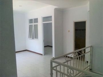 Rumah Siap Huni 4 Kamar Tidur di Jl. AMD Pondok Kacang Barat 5452