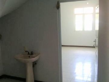 Rumah Siap Huni 4 Kamar Tidur di Jl. AMD Pondok Kacang Barat 5452