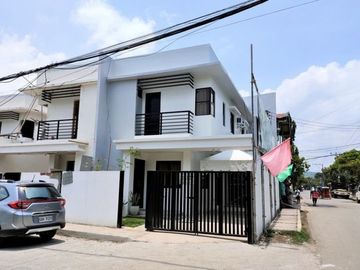 4 bedroom House and Lot for Sale in Minglanilla Cebu