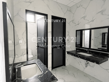 Gedung Brand New 8 Lantai Di Area Prestige TB Simatupang