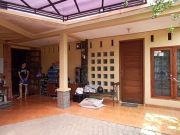 Rumah seconde rp 1.1 m di pamulang