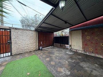 Casa en venta de 3 dorm. en Puente Alto