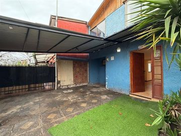 Casa en venta de 3 dorm. en Puente Alto