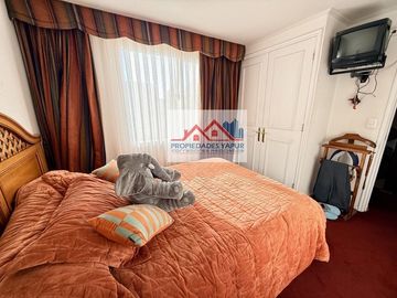 Casa 3 pisos Guardi 170/223m2 con 3D 3B Servicios Impecable