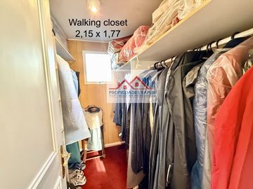 Casa 3 pisos Guardi 170/223m2 con 3D 3B Servicios Impecable