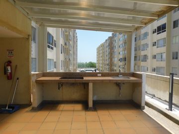 apartamento en arriendo/venta en puerta dorada. Cod A86484