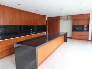 Elegant House and Lot in Filinvest Subd. at 30M PH1198