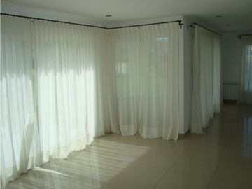 Casa 4 dormitorios barrio privado Rumencó